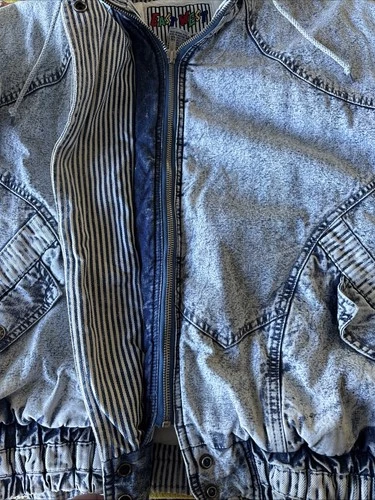 VTG! East West Med Acid Wash Denim Quilted Jacket 80’s 90’s Retro MINT! image 7
