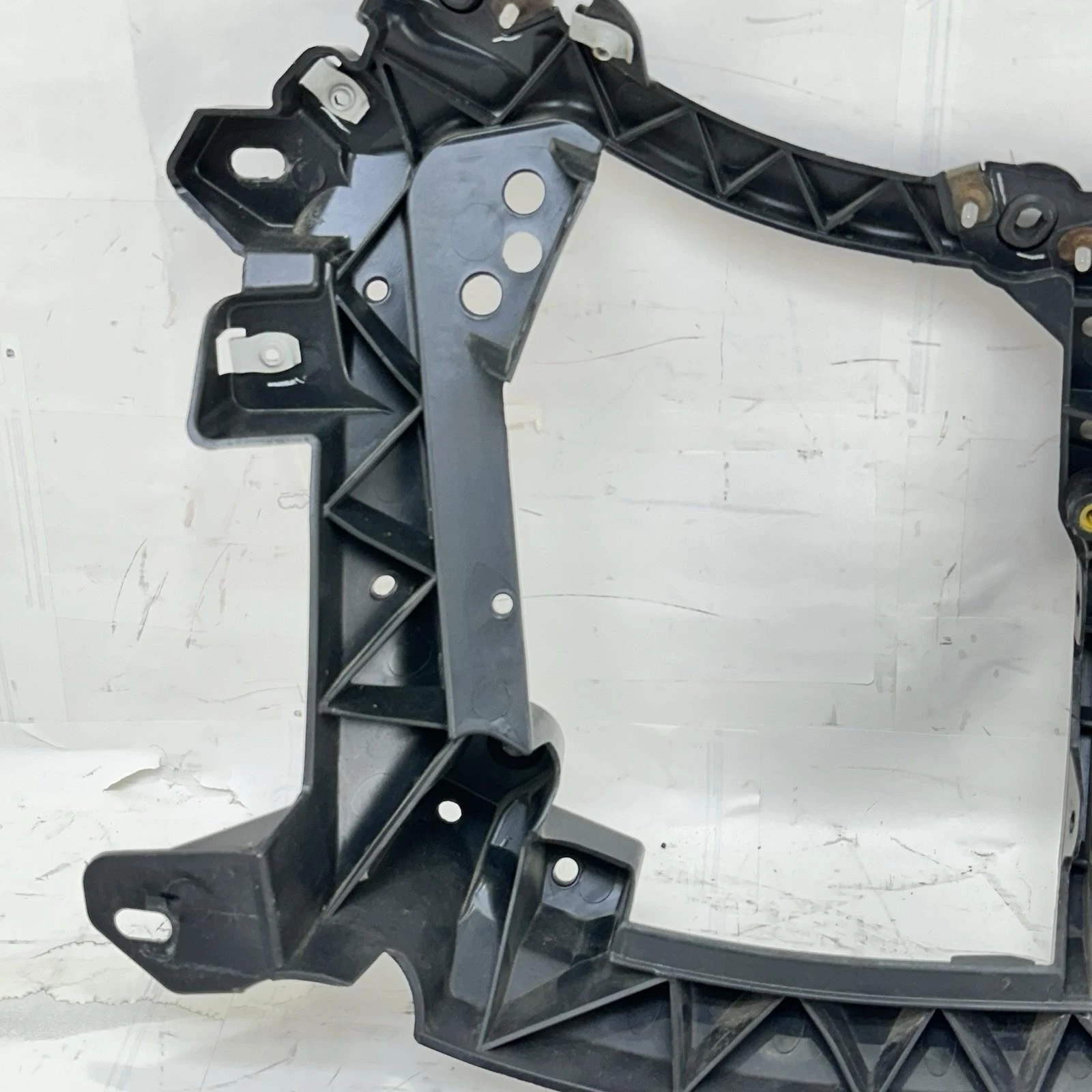 2016 CAN-AM Spyder RT Panel Lateral Derecho Delantero Soporte Base