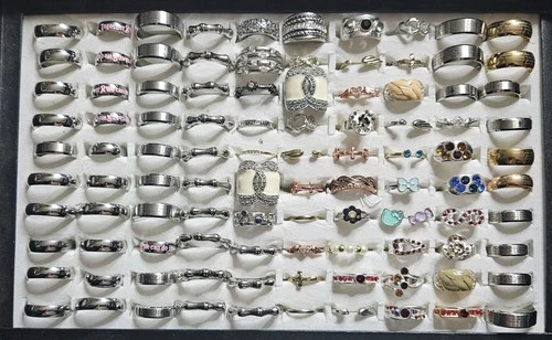 Vintage-Modern Fashion Jewelry 1lb Lot Mix Gold & Silver Tone chunky mystery Bag