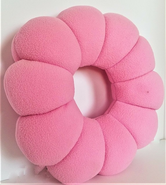 Neck/Travel Pillow Portable Flower Shaped Pink Posy Soft Travel Pillow