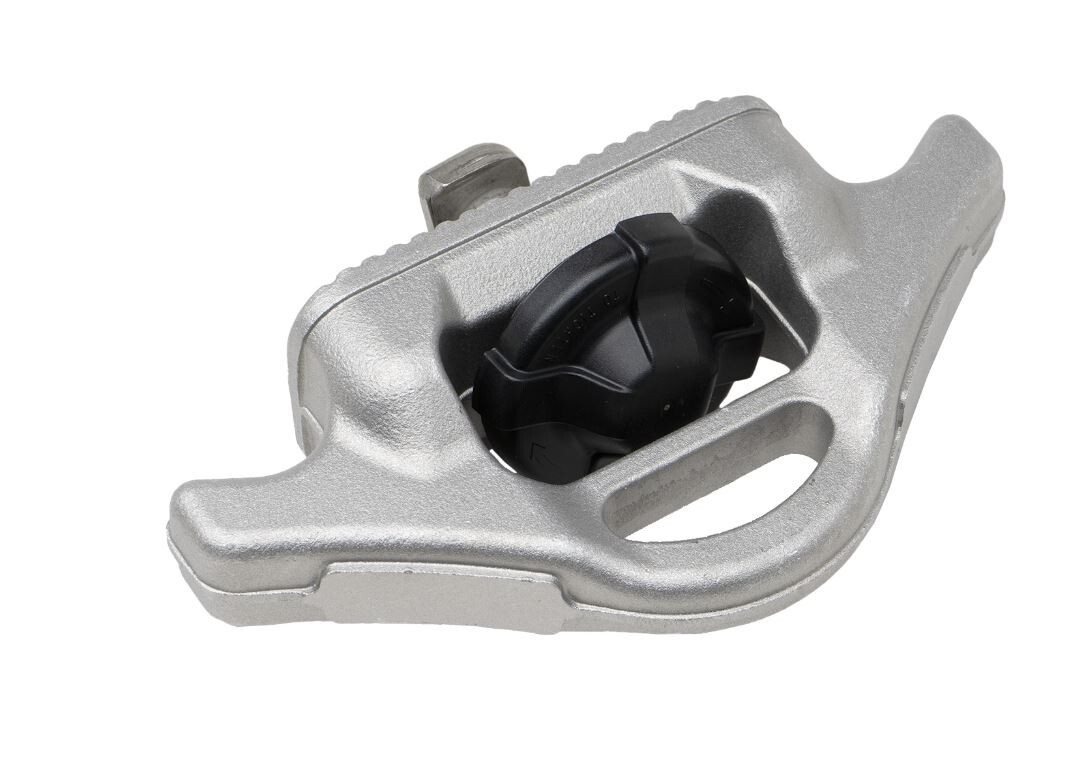 タッティ OEM Utili-track Bed Tie Down Cleat Set of 4 for Nissan