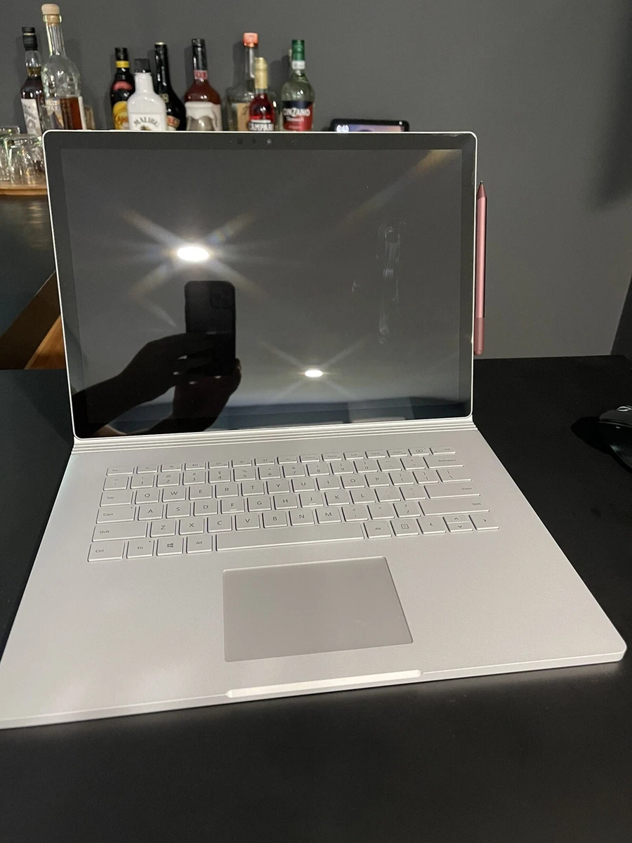 Microsoft Surface Book 2 15 inch (256GB, Intel Core i7 8th Gen, 2.6 GHz,...