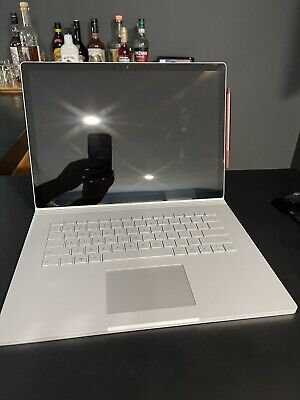 Microsoft Surface Book 2 15 inch (256GB, Intel Core i7 8th Microsoft Surface Book 2 15 inch (256GB, Intel Core i7 8th