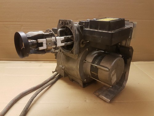 Collegamento motore per bruciatore a olio Vaillant VKO Unit 17/22/27/35/42 041768 41769 - Foto 3 di 10
