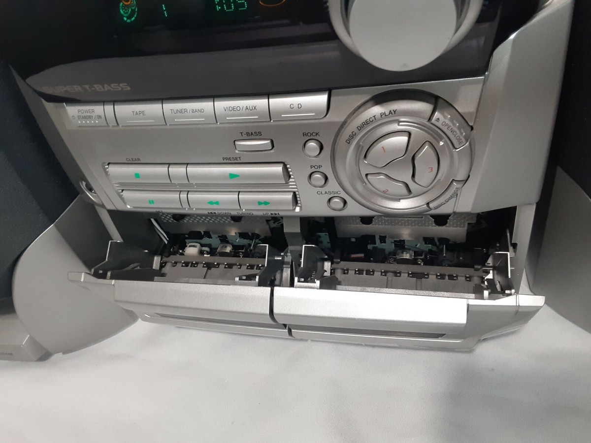 Aiwa Digital Audio System CX-NA111 - Cassette, Radio, 3 CD