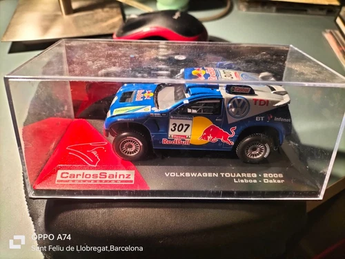 MINIATURE CAR. CARLOS SAINZ. VOLKSWAGEN TOUAREG. IN ITS ORIGINAL BOX