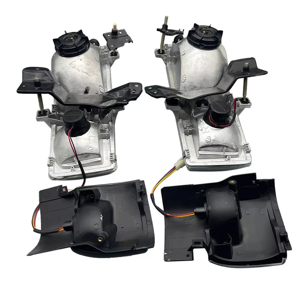 Faro y lámpara de esquina L&R para Nissan UD 1800 2000 2300 1999-2010 con soporte Foto 2 de 4