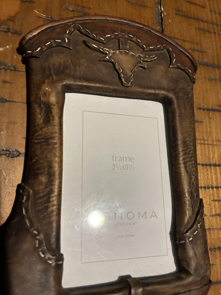 Marco de fotos de botas occidentales Sonoma Life + Style 2,5”x 3,5” decoración de vaquero Foto 2 de 4