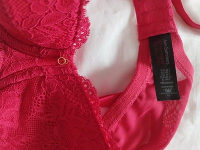BH von Marke Ann Summers