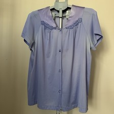 Vintage Vanity Fair Pajama Top Medium Lavender Cottagecore Sleepwear Babydoll