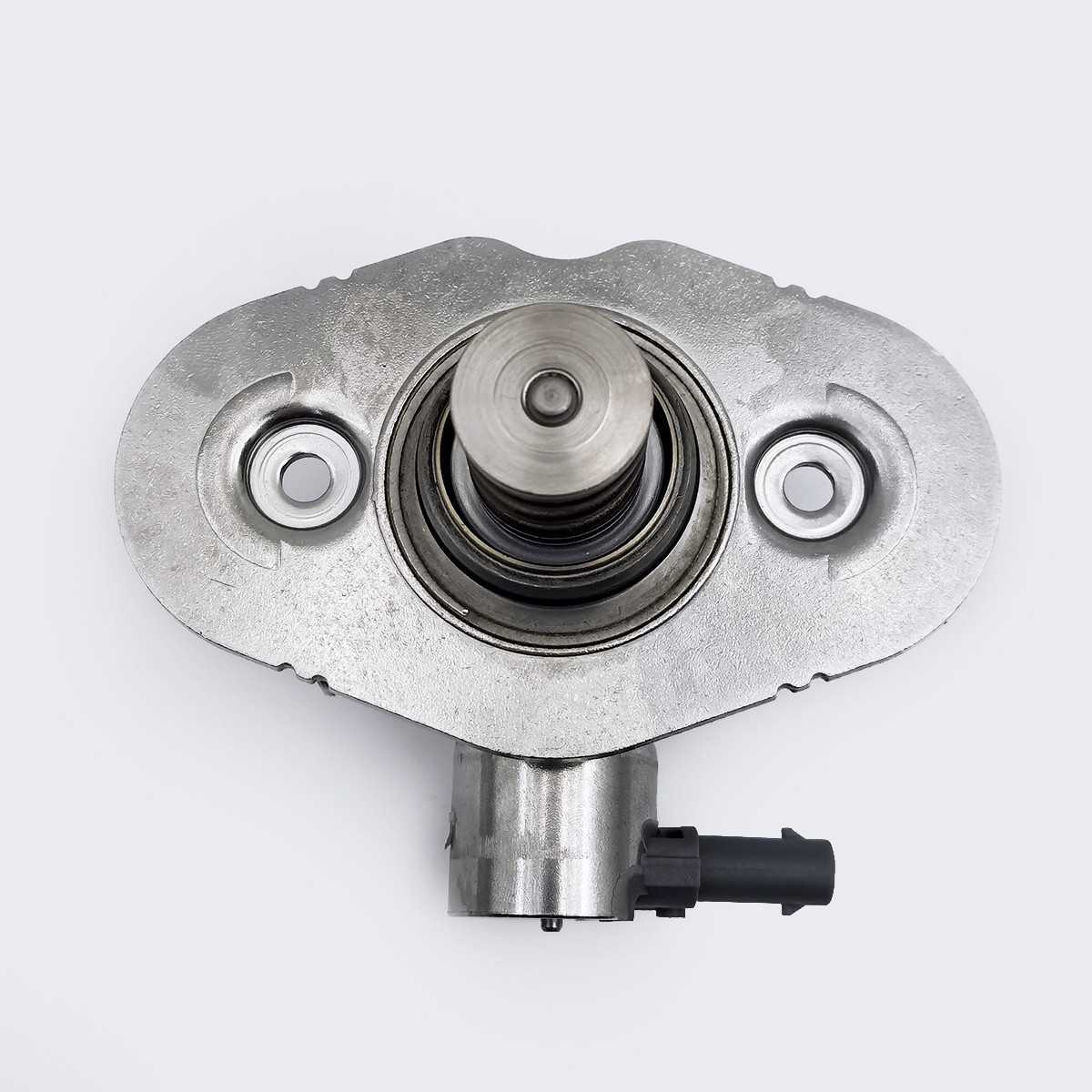 BMW i8 2018 High pressure fuel pump