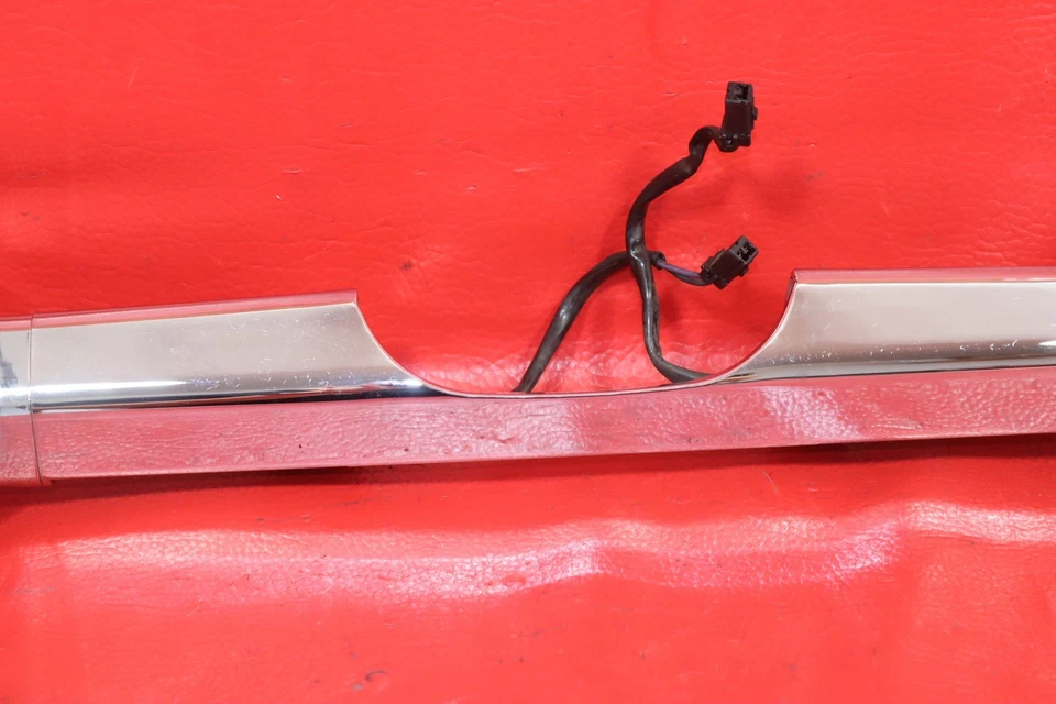 Harley-Davidson Road King Firefighter 2002 SE EFI FLHRI barra de señal de giro trasera Foto 3 de 4