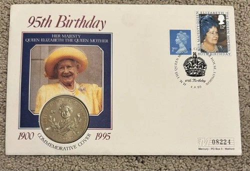 1995 Guernsey £5 Coin In FDC. Queen Mother 95th Birthday. 2 Stamps. 08224.