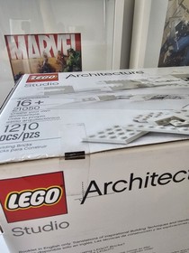 LEGO Architecture Studio 21050 1210pcs Retired Factory Sealed Box (Box Wear)