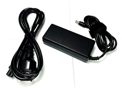 Original Toshiba Netzteil 60 W, 15V, 4 A, Ladegerät AC Adapter PA3377E-2AC3
