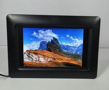 7 in. Digital Photo Frame - Black  1gb SD Card