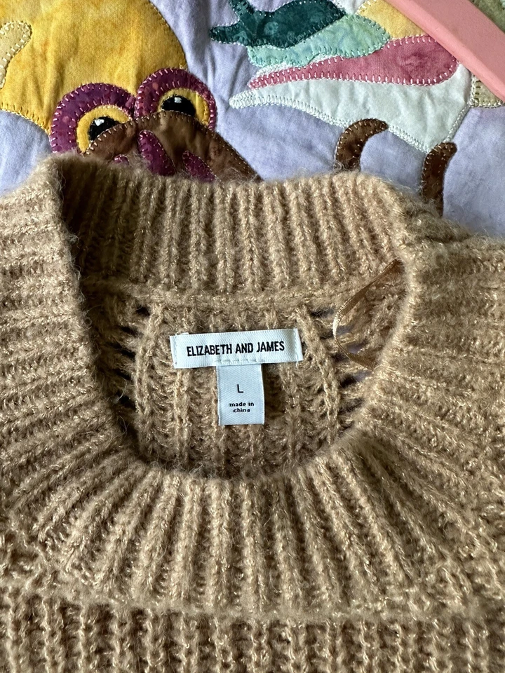 Suéter grueso beige de gran tamaño Elizabeth and James Foto 3 de 4