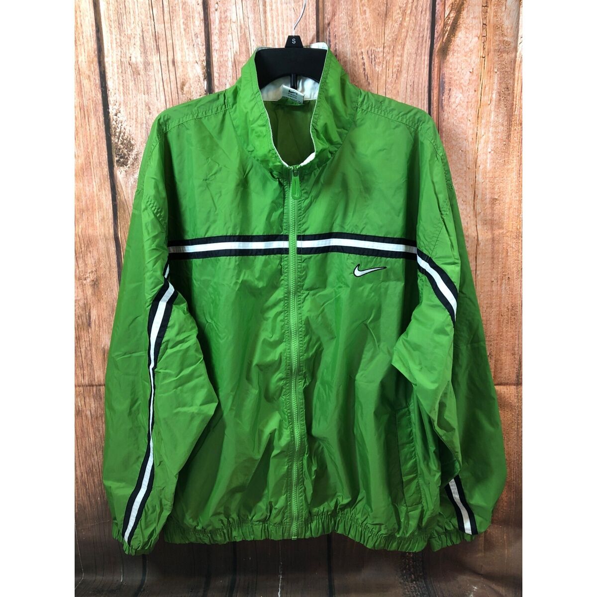 Nike Vintage Green Full Zip Swoosh Windbreaker Jacket S8 G01 Nike Vintage Green Full Zip Swoosh Windbreaker Jacket S8 G01