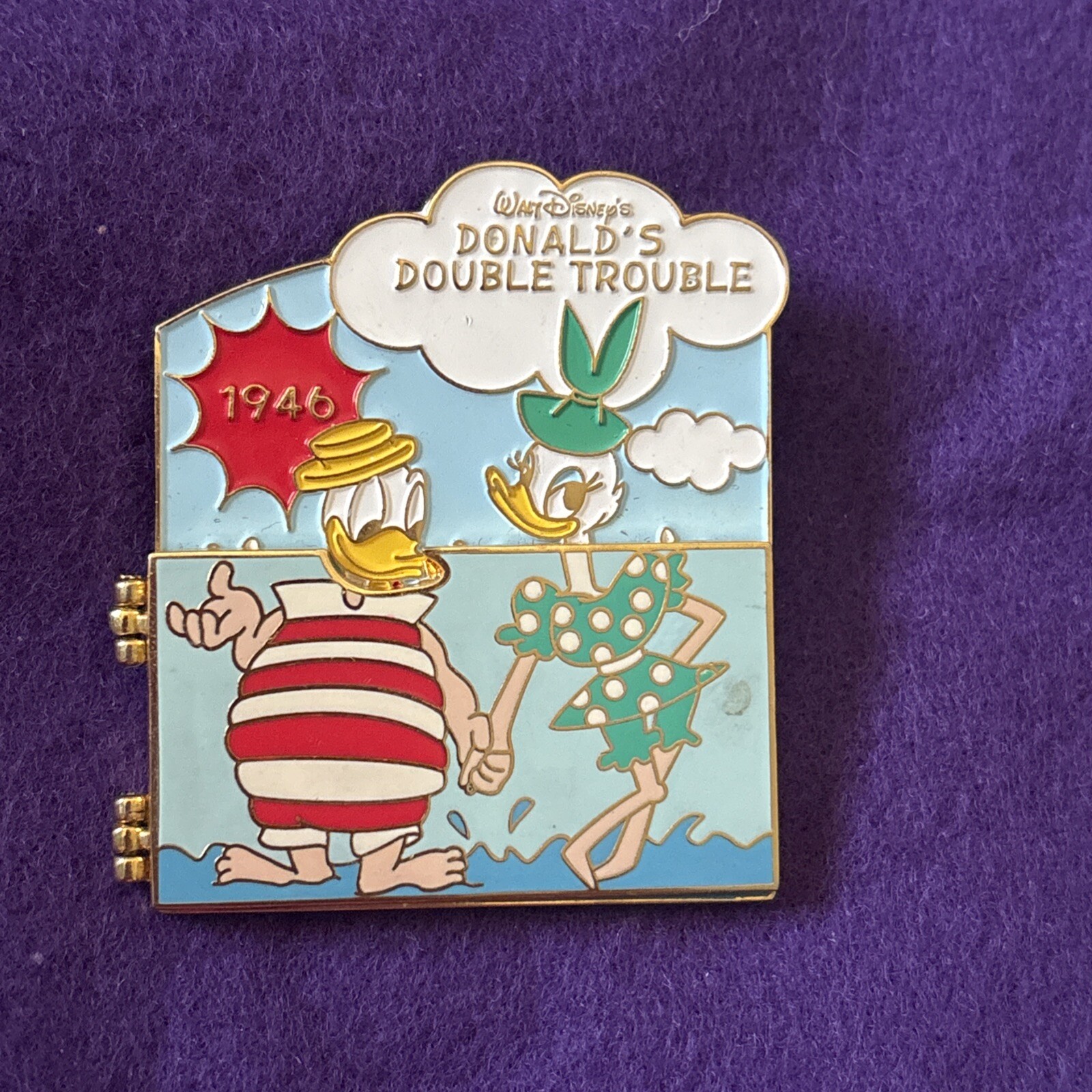 Disney 1946 History Of Art Donald & Daisy Pin