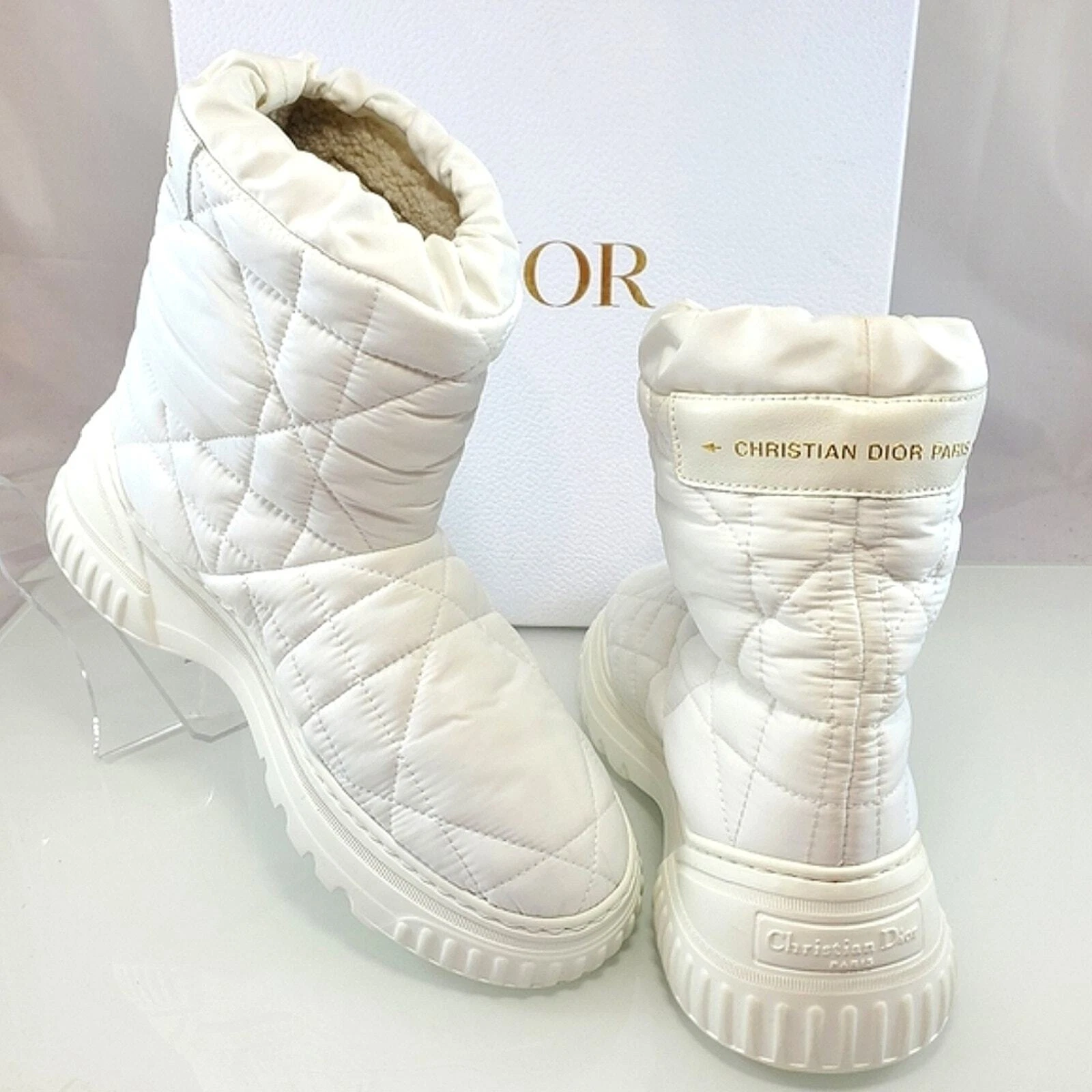 Bottes Dior Frost blanches à la cheville matelassées nylon et peau de mouton pointure 37 (7) neuves avec étiquettes