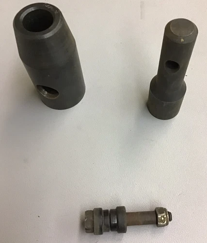 Eaton Fuller A5775 Transmission Shift Lever Isolator Assembly (B14)