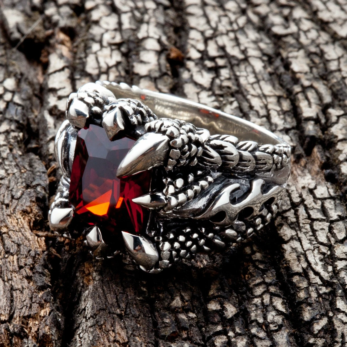 Gothic garnet ring sale