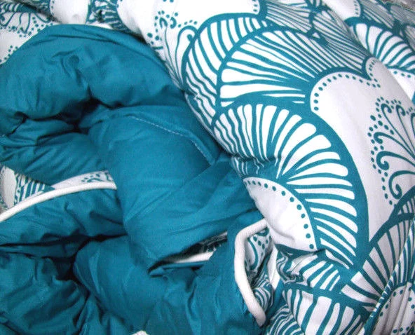 Pottery Barn Teen Aqua Gemma Floral Reversible Super Pouf Full Queen Comforter - Image 3 of 4