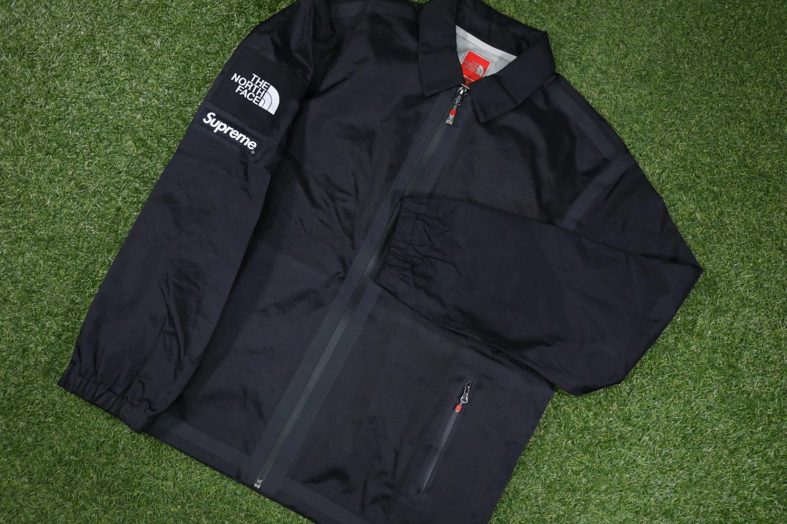 SS21 Supreme x TNF Outer Tape Seam Coaches Jacket Black Size S