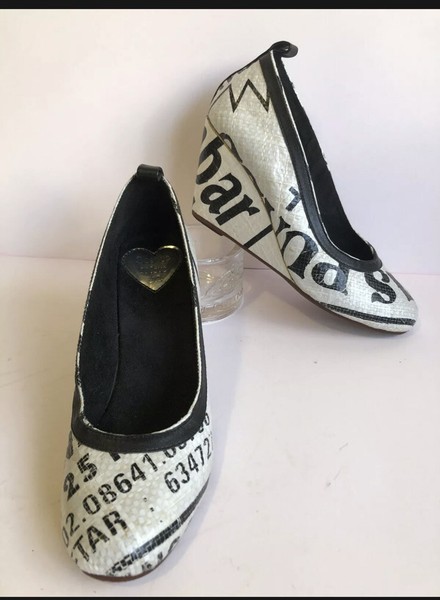 Beacause I Love U2 Womens Wedge Heels HOBO Super Cute Size US 7 Eu 38 FAST POST