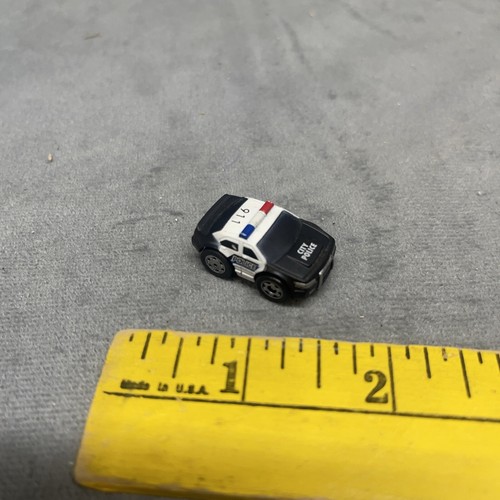 Lot of 7 Nano Speed Pull Back Friction Cars Motorcycle Police Car Hot Rod - 第 9/24 張圖片