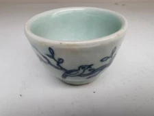 Blue and white bowl, Chinese old porcelain Kung Fu tea bowl flower birds pattern