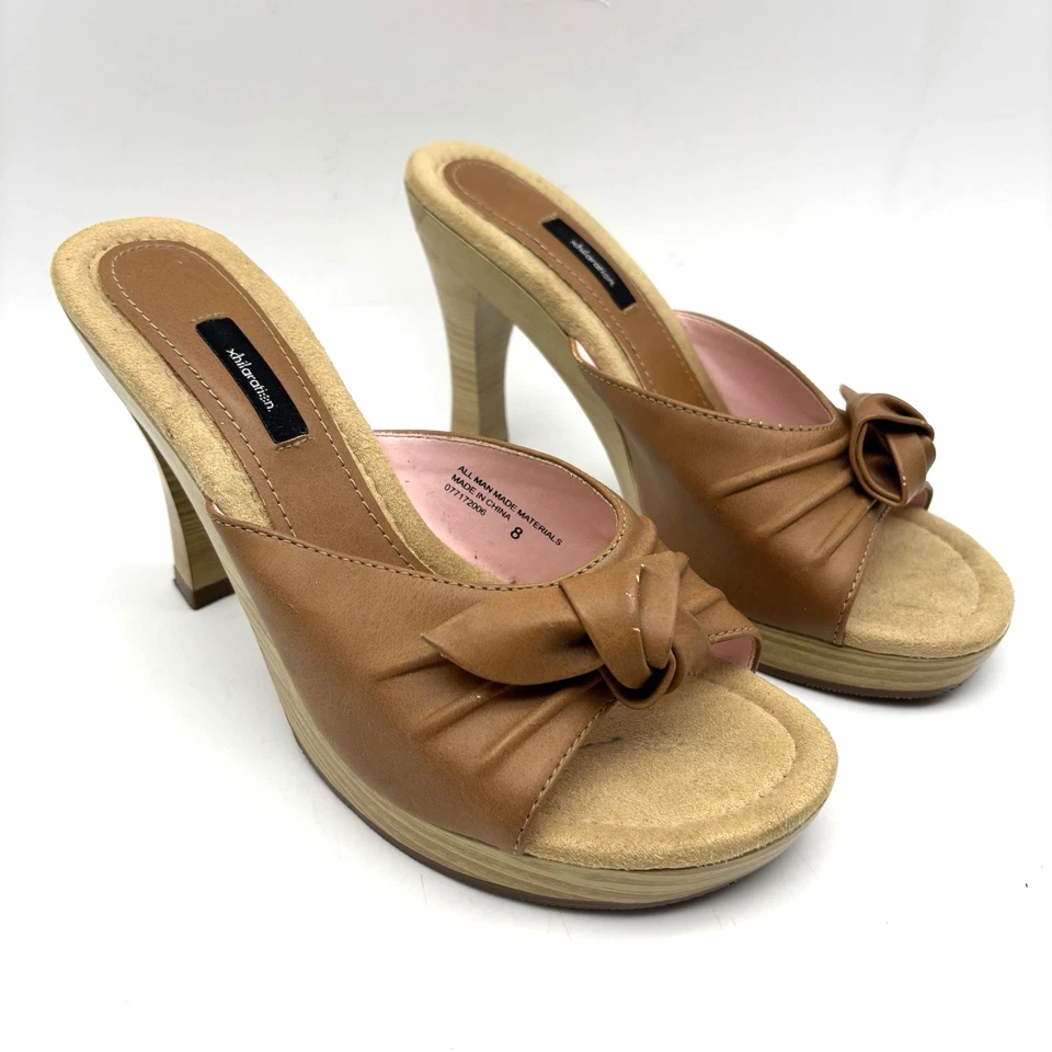 Vintage 00s Y2K Xhilaration Tan Faux Leather Wooden Block Heel Open Toe Pumps 8 - Image 3 of 4