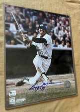 Reggie Jackson Signed 8x10 Photo NY Yankees Autograph Global Authentication