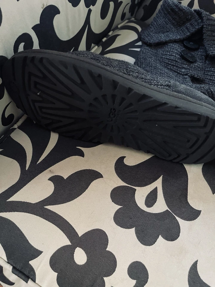 UGG Talla 9/10 Mujer Lana Suéter Botón Pull On Clásico Cardy Tejido Botas Gris Foto 3 de 4