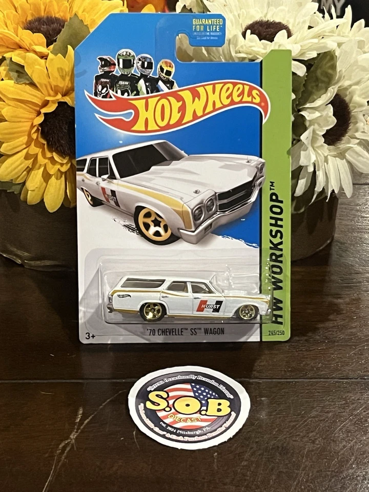 Hot Wheels 1970 Chevrolet Chevelle SS Wagon White Hurst Sealed USED NM Cond - Image 2 of 4