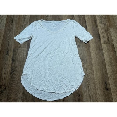 Maurices T-Shirt Women Large White Adult V-Neck Short Sleeve Slub Knit Excellent