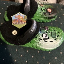 Minecraft Boys Winter Clogs Fleece Lining  Charms, Kids Slippers 4/5 Size USA