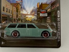 Hot Wheels Boulevard 71 Datsun Bluebird 510 Wagon Green X8236 Hot Wheels Boulevard 71 Datsun Bluebird 510 Wagon Green X8236