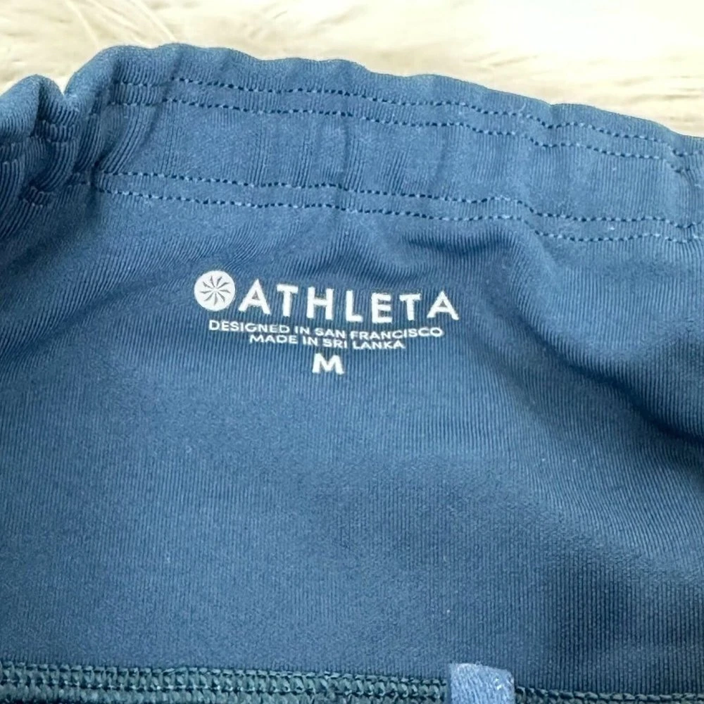 athleta drawstring athletic cell pocket capri leggings