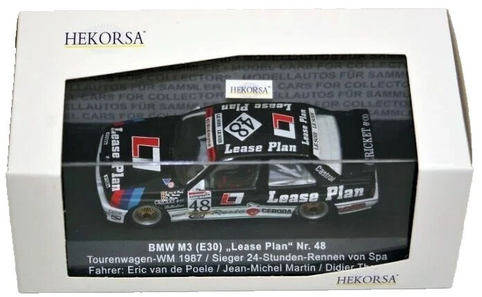 Black BMW autos de carrera diecast