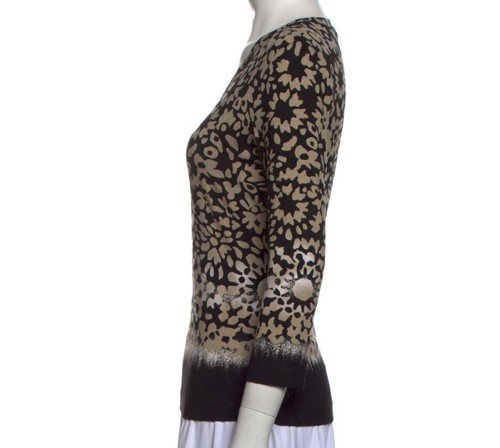 Top St. John Estampado Cuello en V Talla Pequeña NUEVO $470 - Imagen 2 de 3
