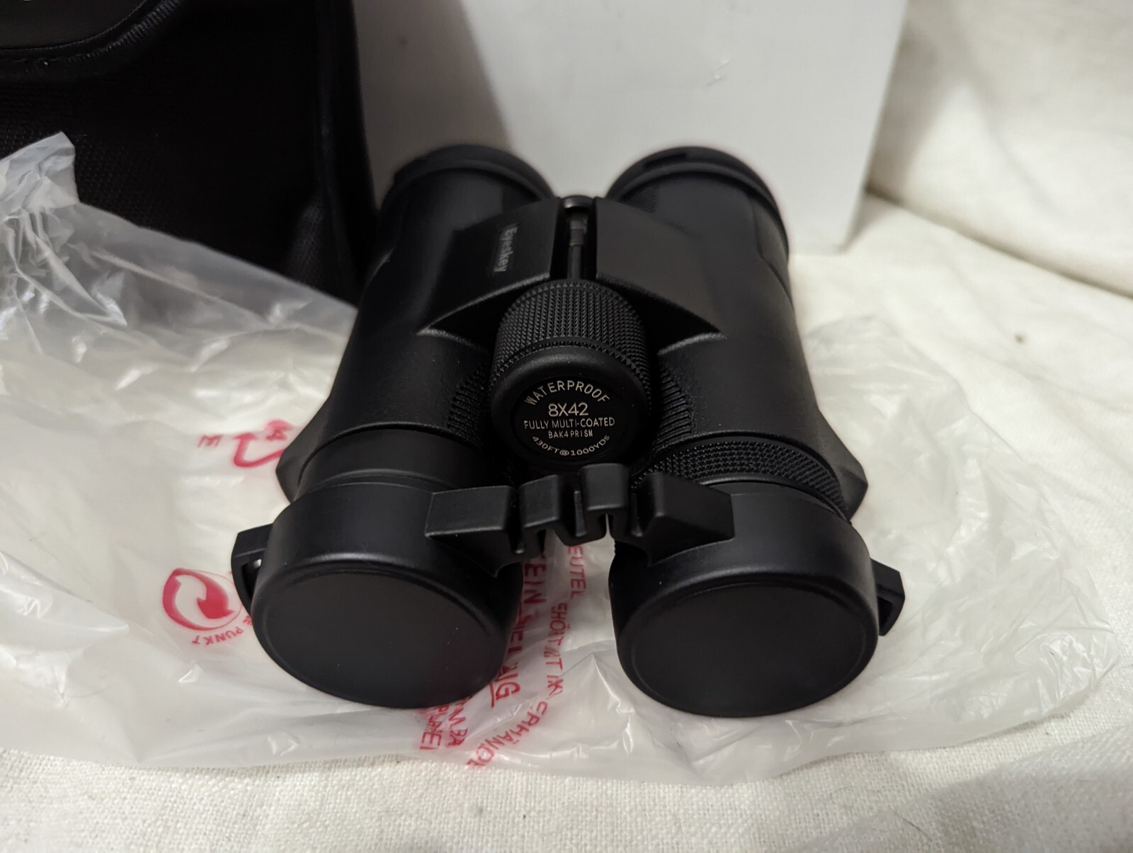 Eyeskey 8x42 Black BAK4 Prism 430 ft Fully Multi Coated Waterproof