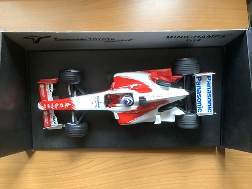 Minichamps Panasonic Toyota Racing TF104 Olivier Panis 1:18 Formula One Diecast - Picture 3 of 9