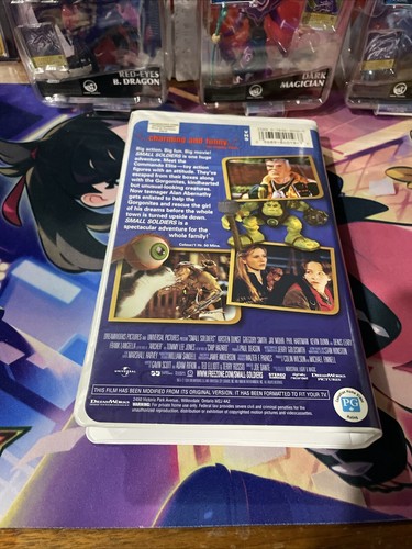 Small Soldiers 1998 VHS Clamshell - Picture 2 of 4