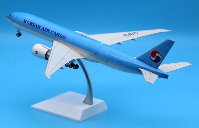 JC Wings 1:200 Korean Air Cargo Boeing B777-200LRF Diecast