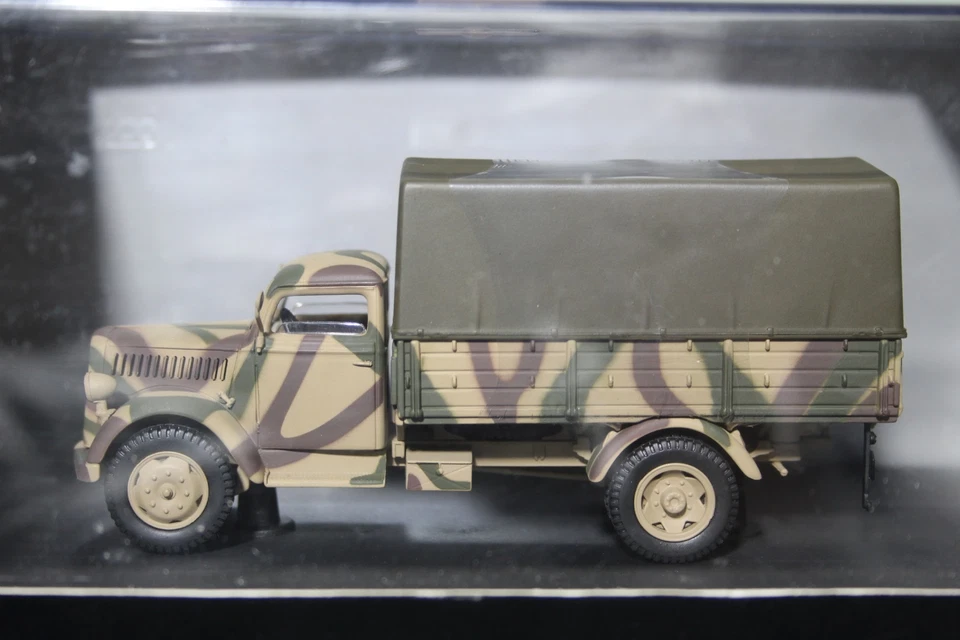 SCHUCO OPEL BLITZ S 3t MILITARY 1/43 03066 - Bild 3 von 3