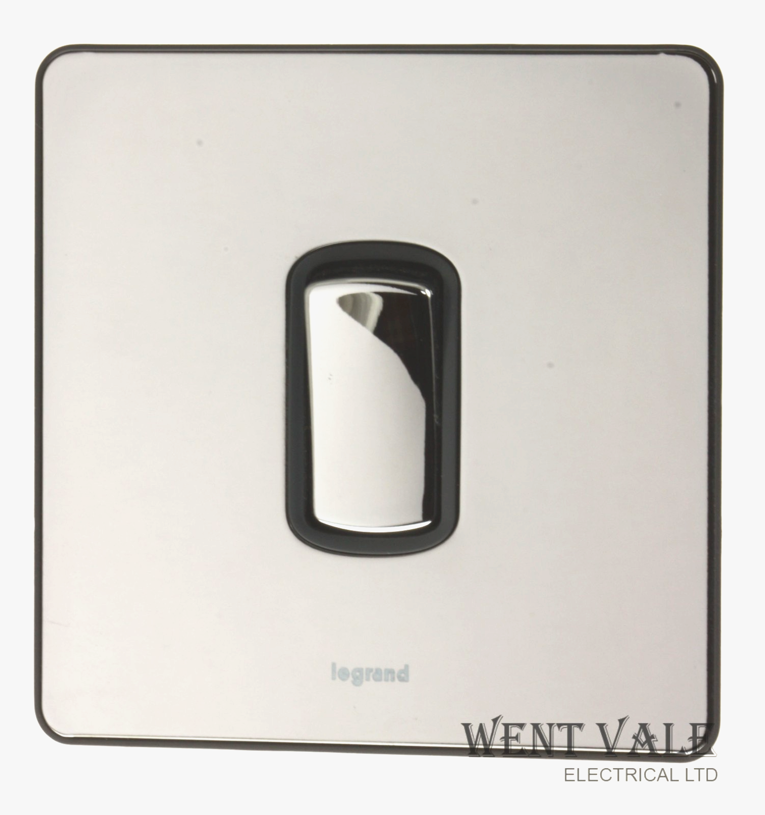 Legrand Synergy Sleek Design - 8322 01 - 10a 1 Gang 2 Way Switch Plate in Chrome