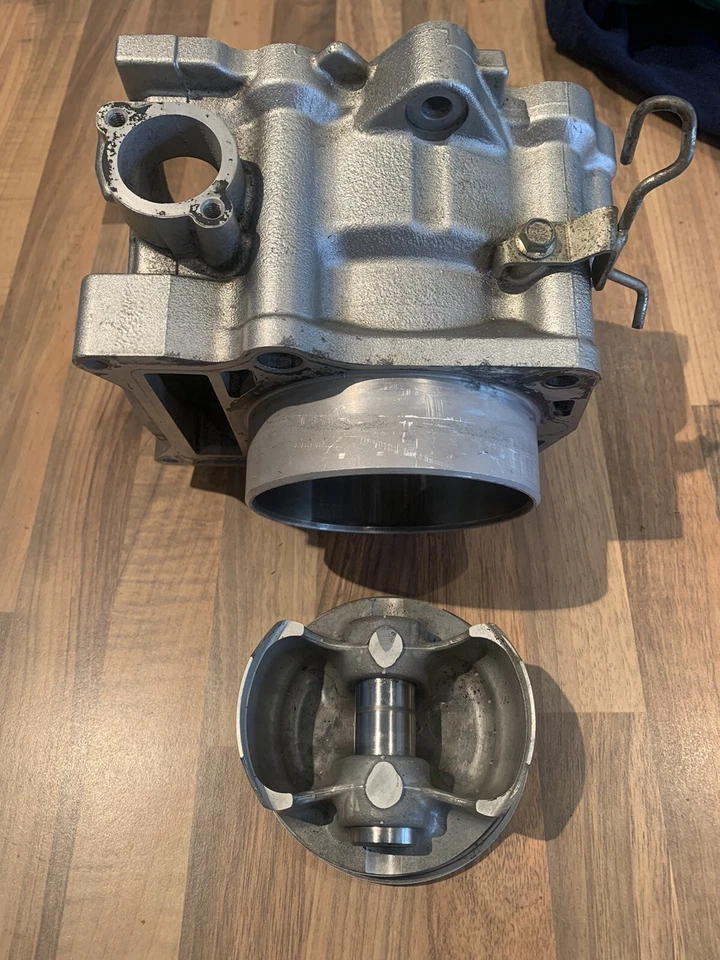 Yamaha YFM660 Raptor 2001 660 102mm  Cylinder And Piston - Image 2 of 4