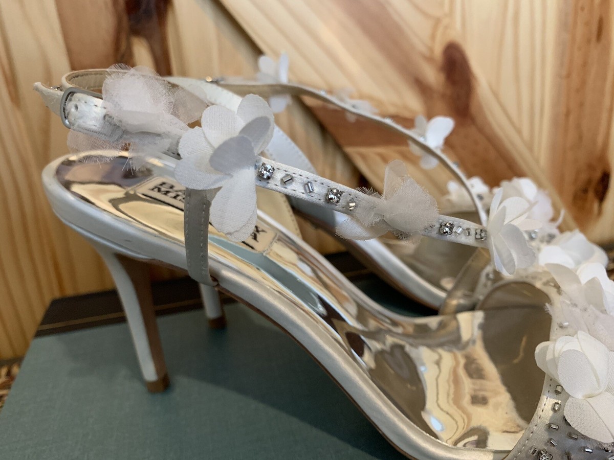 Badgley Mischka オールインワン　alaia IRENE Badgley Mischka Irene Soft White Satin Flower Rhinestones