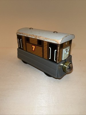 Vintage Thomas & Friends Toby Talking Railway Wooden Gold Magnets 2003 RFID HTF